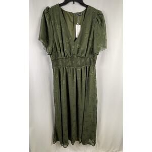 Green Smocked Maxi Dress Womens 2XL Boho Floral Flowy Lined New NWT